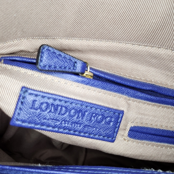 London Fog Shoulder Bag - Picture 6 of 10
